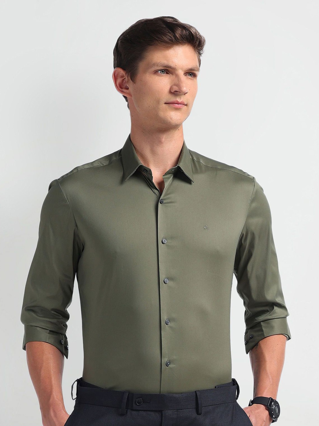 

Arrow Men Solid Slim Fit Formal Shirt, Green