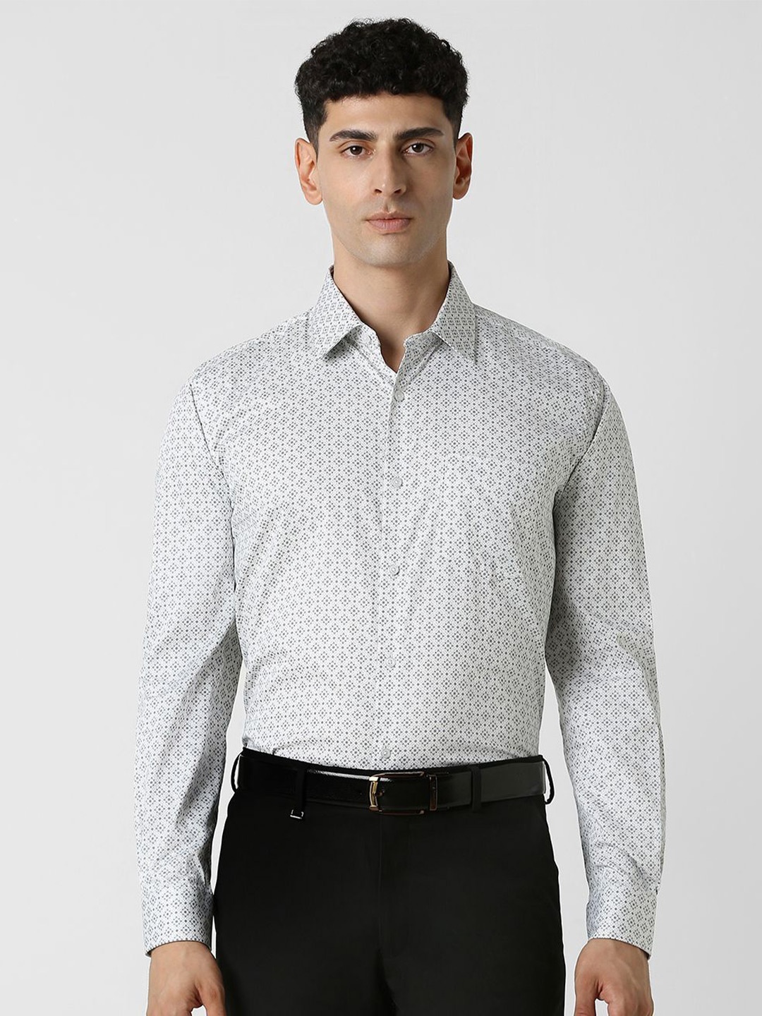

Van Heusen Men Opaque Printed Party Shirt, Grey