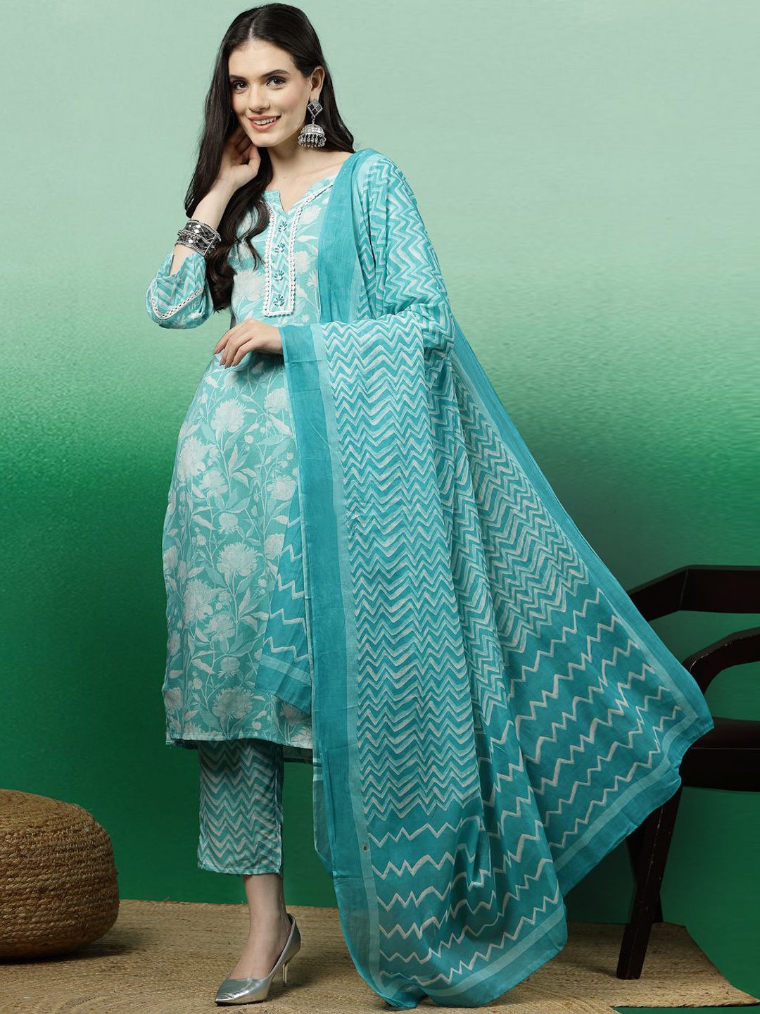 

Sangria Floral Printed Regular Kurta with Trousers & Dupatta, Blue