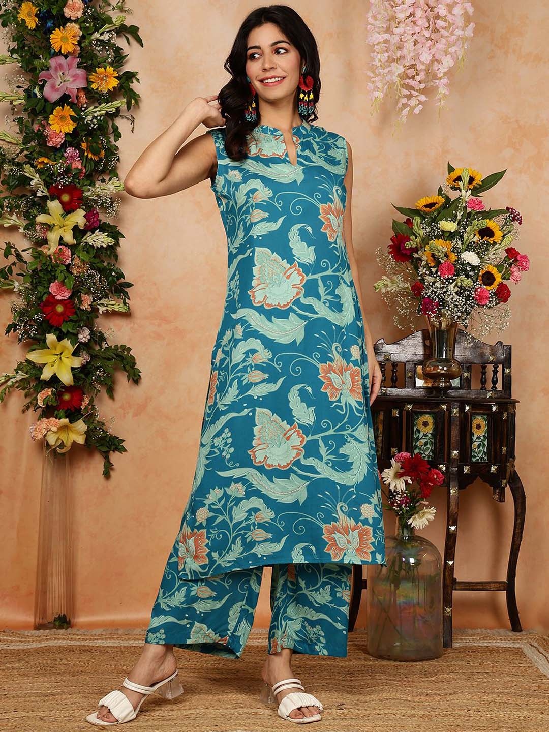 

GULMOHAR JAIPUR Women Floral Printed Regular Kurta with Palazzos, Blue