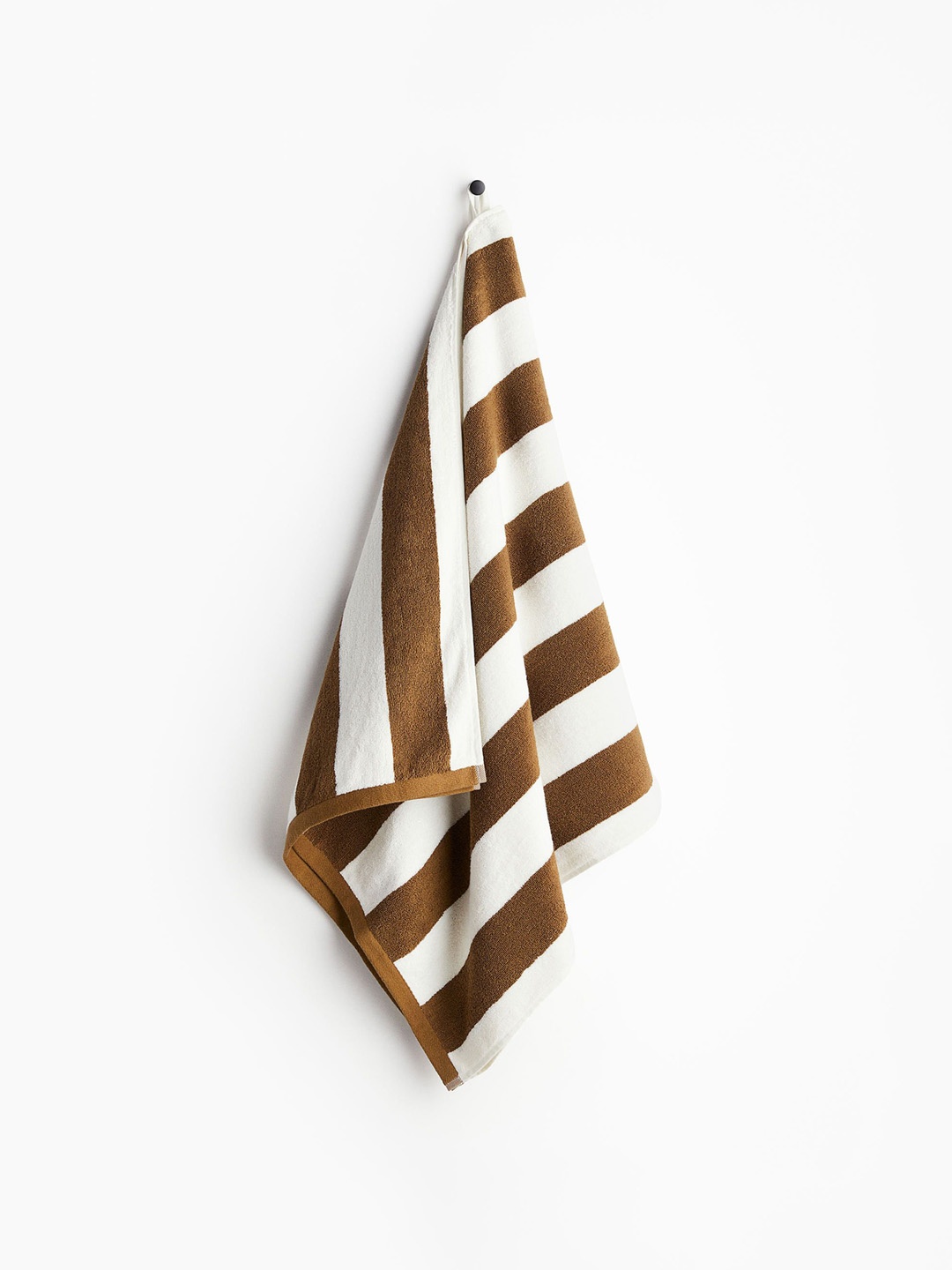 

H&M Brown Striped Bath Towels