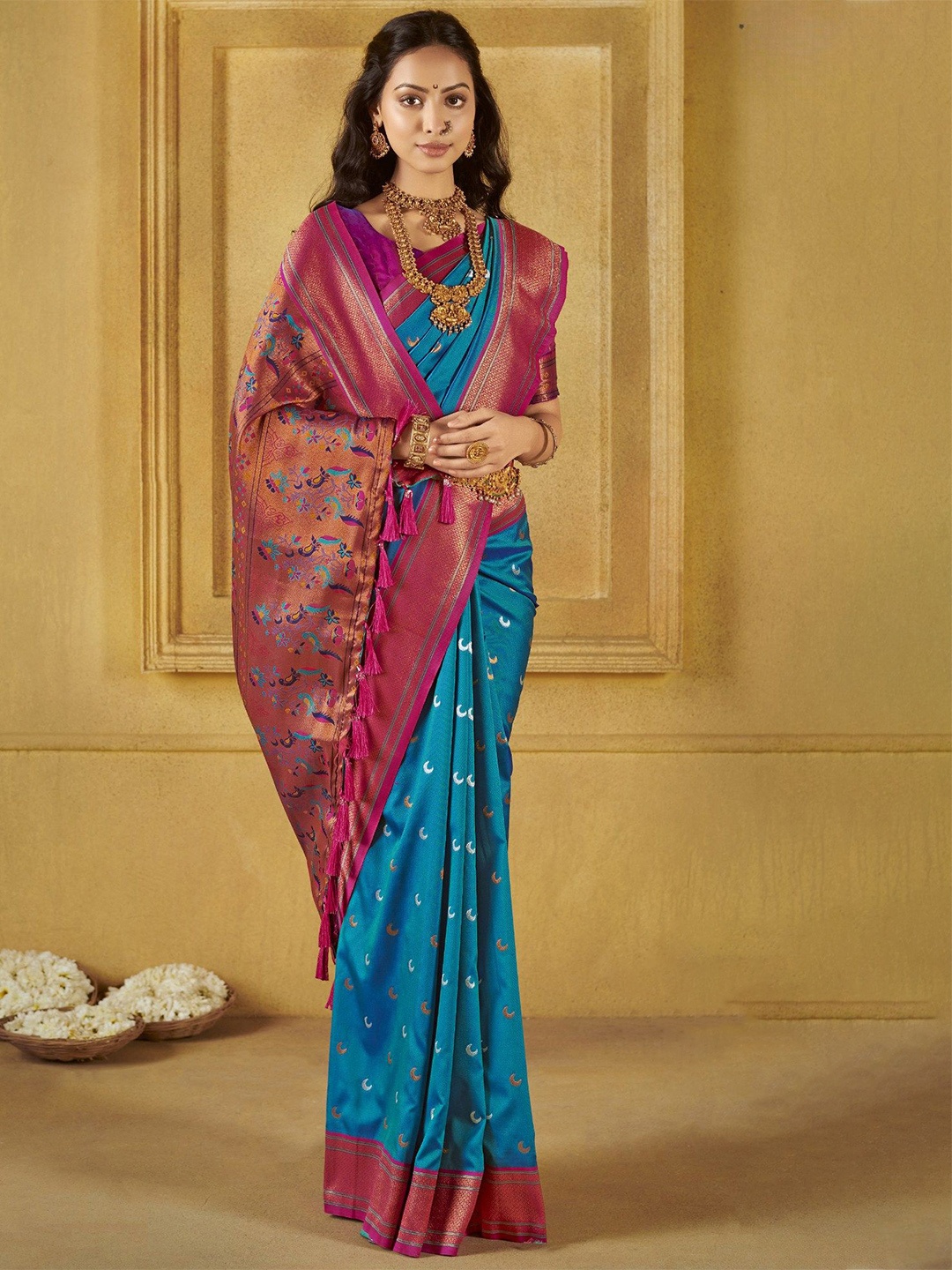 

MySilkLove Ethnic Motif Zari Woven Paithani Saree, Blue