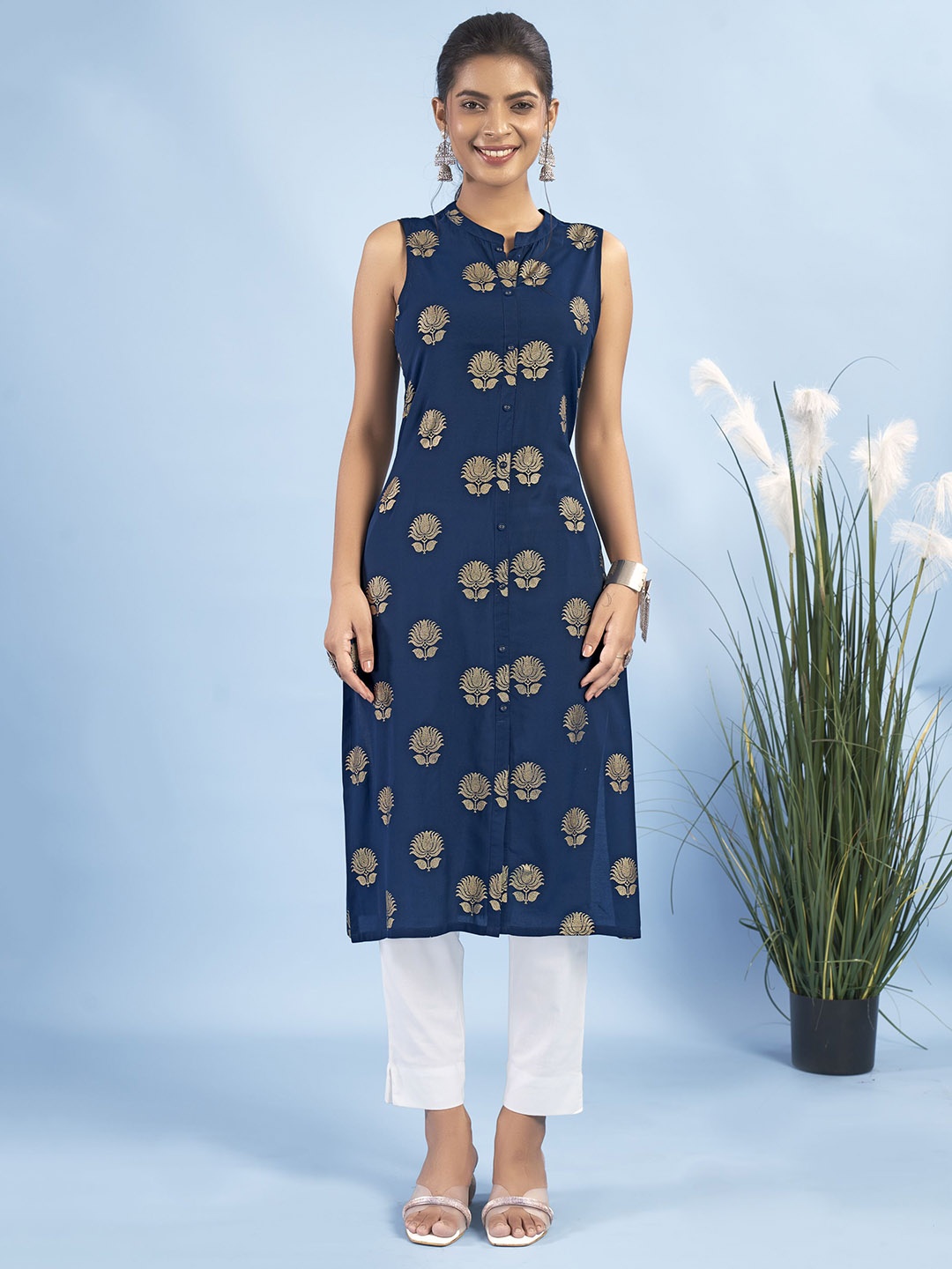 

IWUMAN Women Ethnic Motifs Printed Kurta, Navy blue