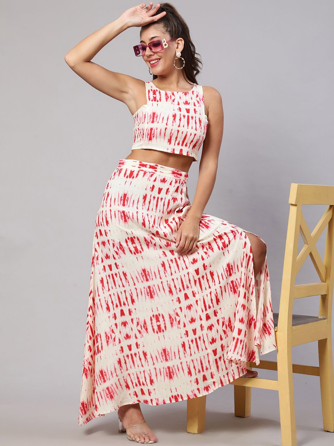 

DAEVISH Tie-dye Printed Crop Top with Skirt Co-Ord Set, Red
