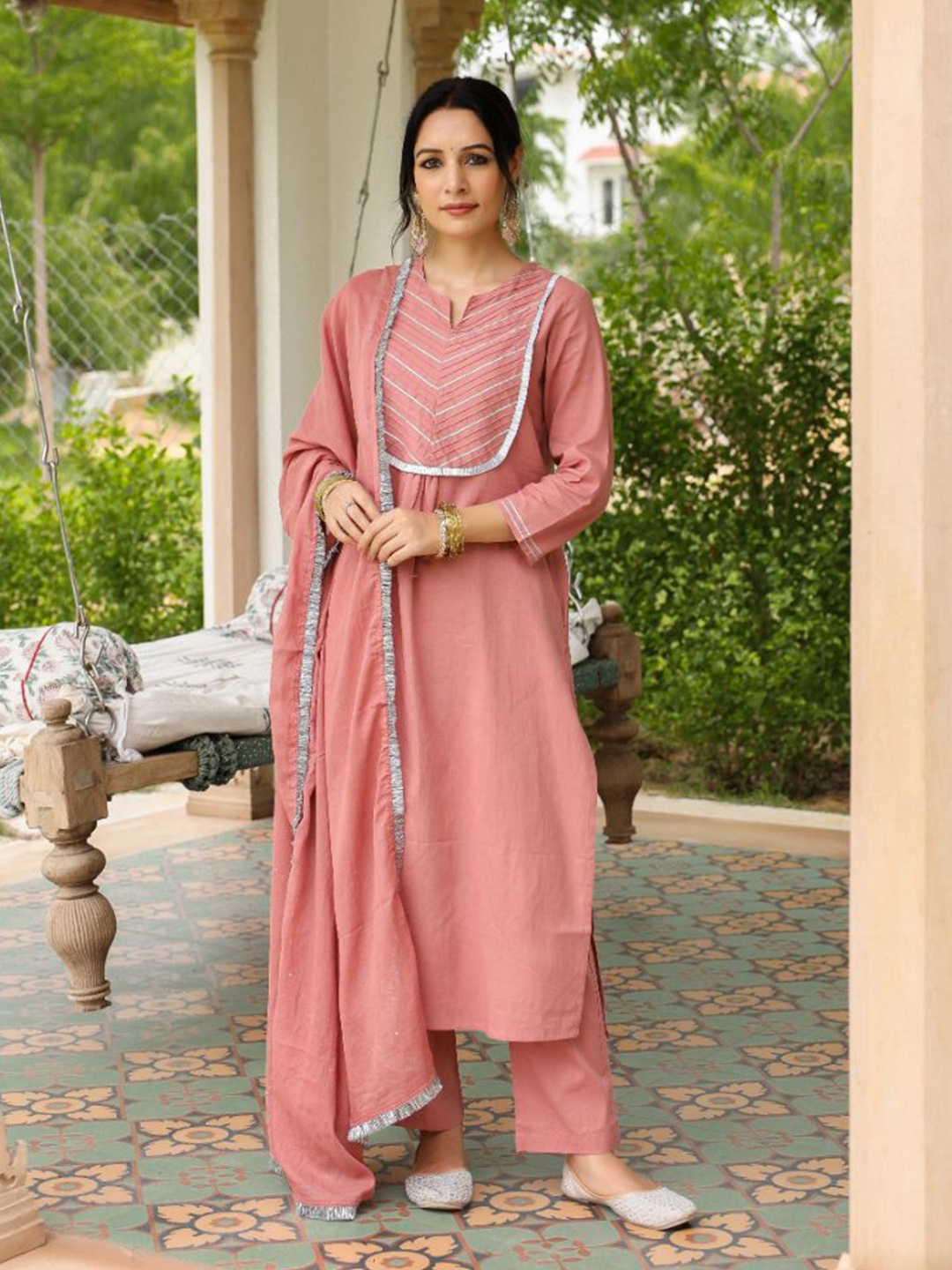 

PHEETA Women Yoke Design Regular Gotta Patti Kurta with Trousers & With Dupatta, Pink
