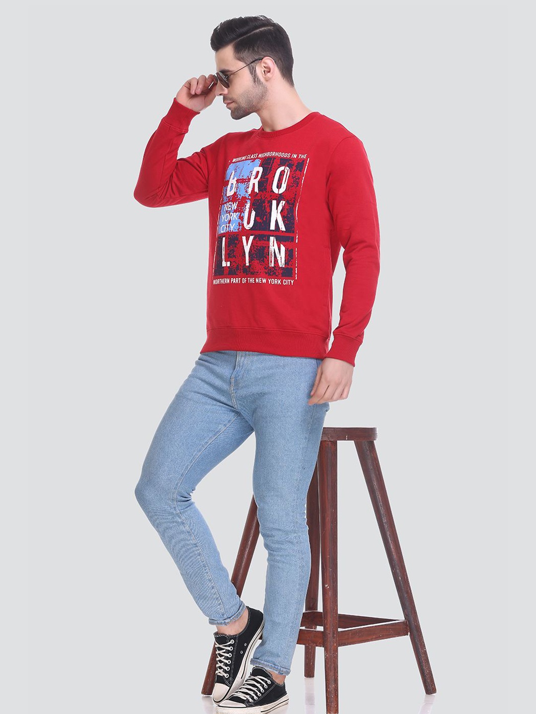 

Tuckinn Men Printed Round Neck Sweatshirt, Red