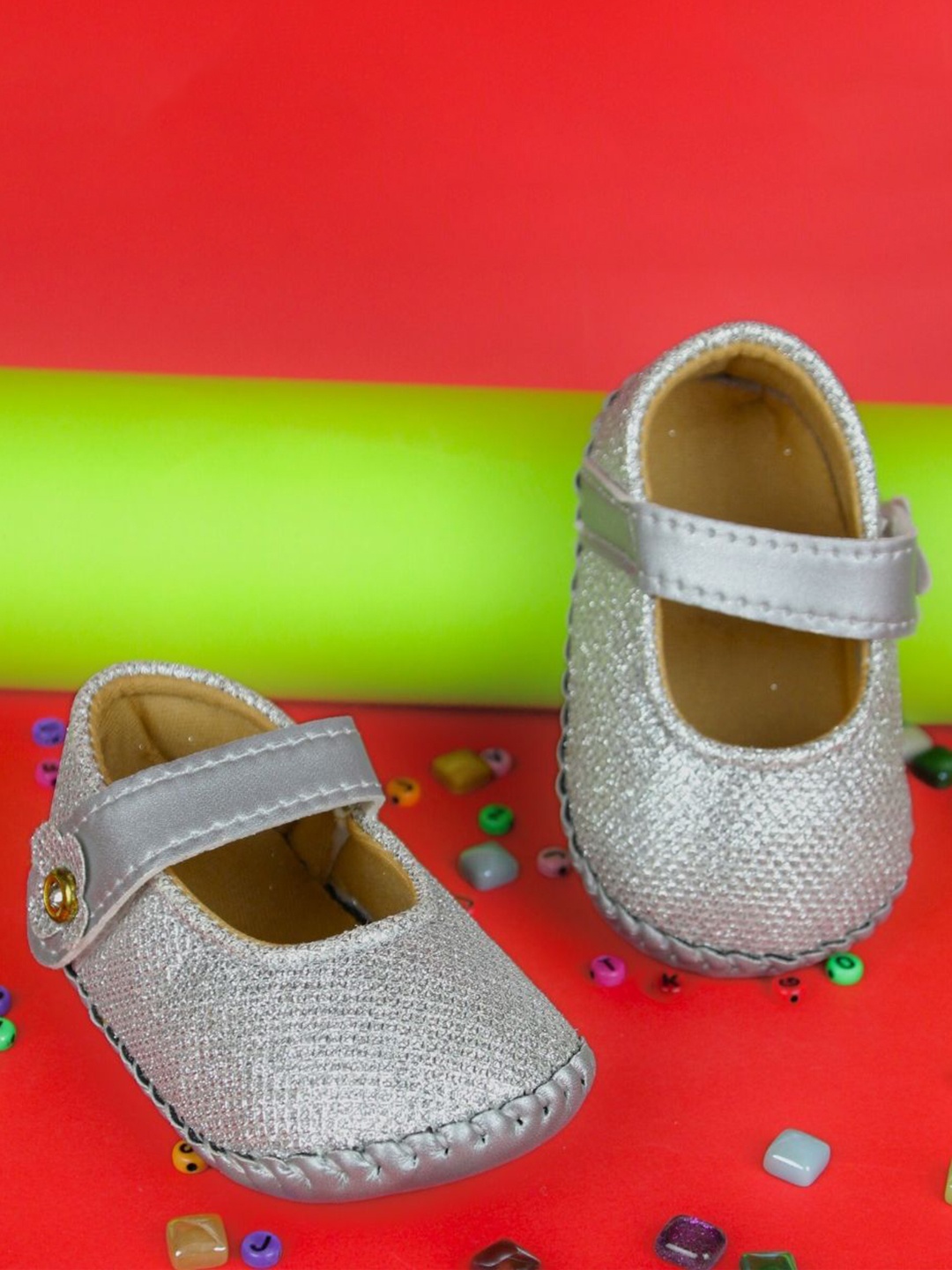 

BAESD Girls Booties, Silver