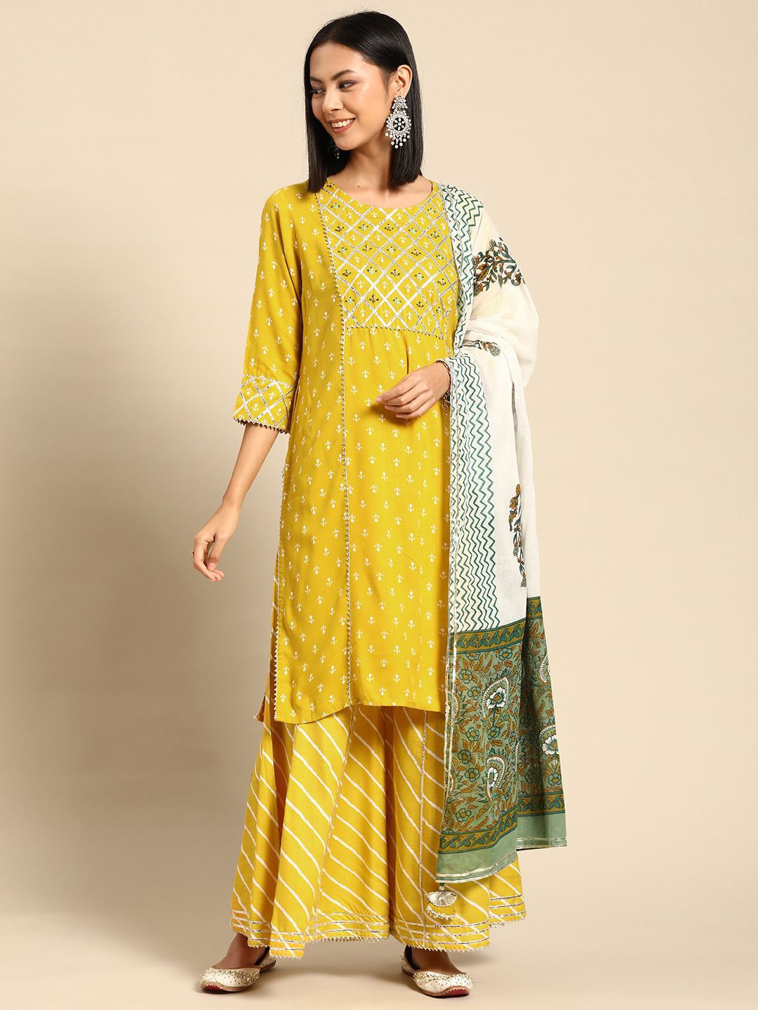 

Anouk Women Floral Printed Regular Pure Cotton Kurta with Sharara & With Dupatta, Yellow