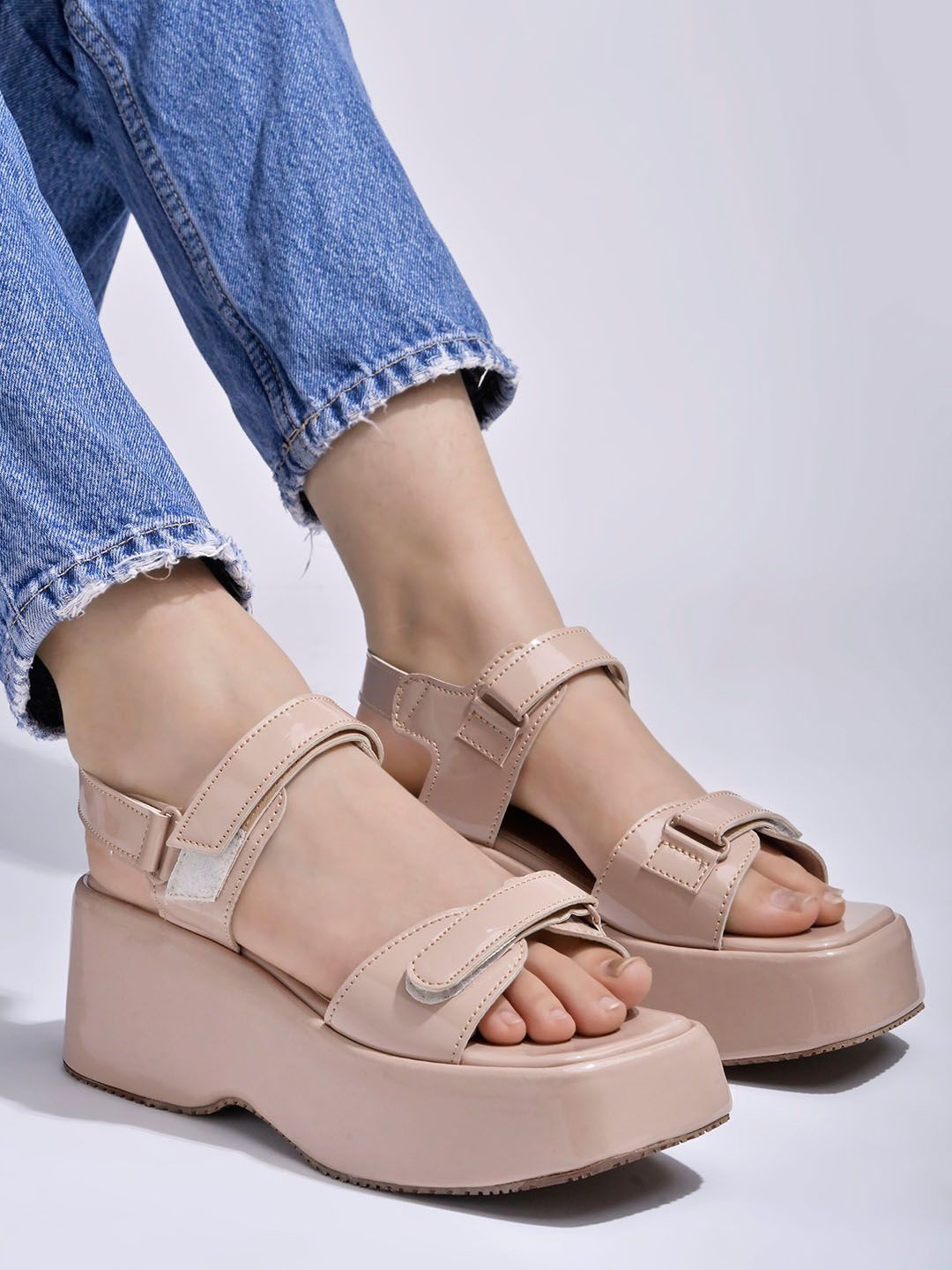 

Shoetopia Girls Solid Heels, Peach