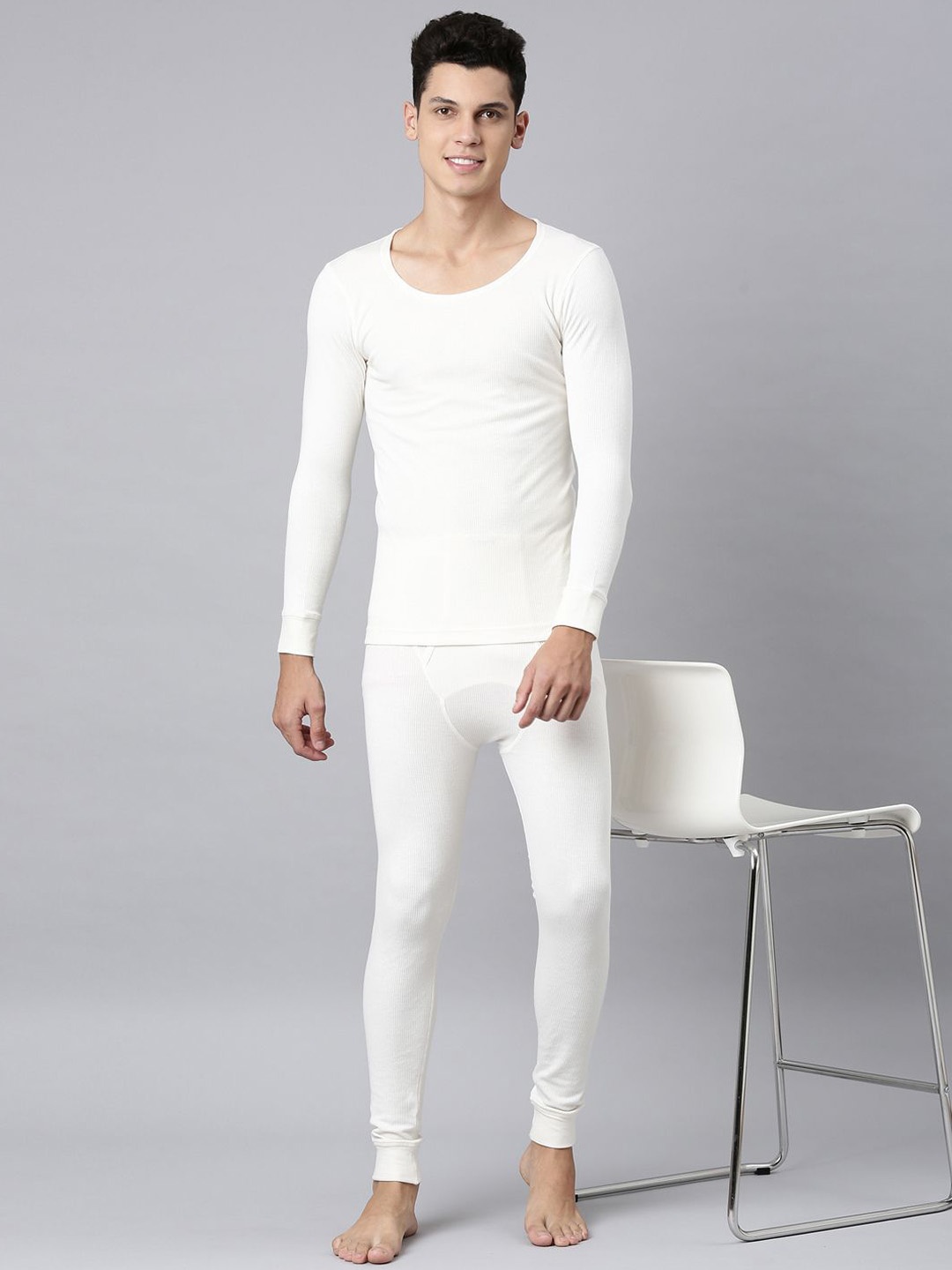 

Levi's Round Neck Full Sleeve Thermal Top and Bottom Set for Men's, White