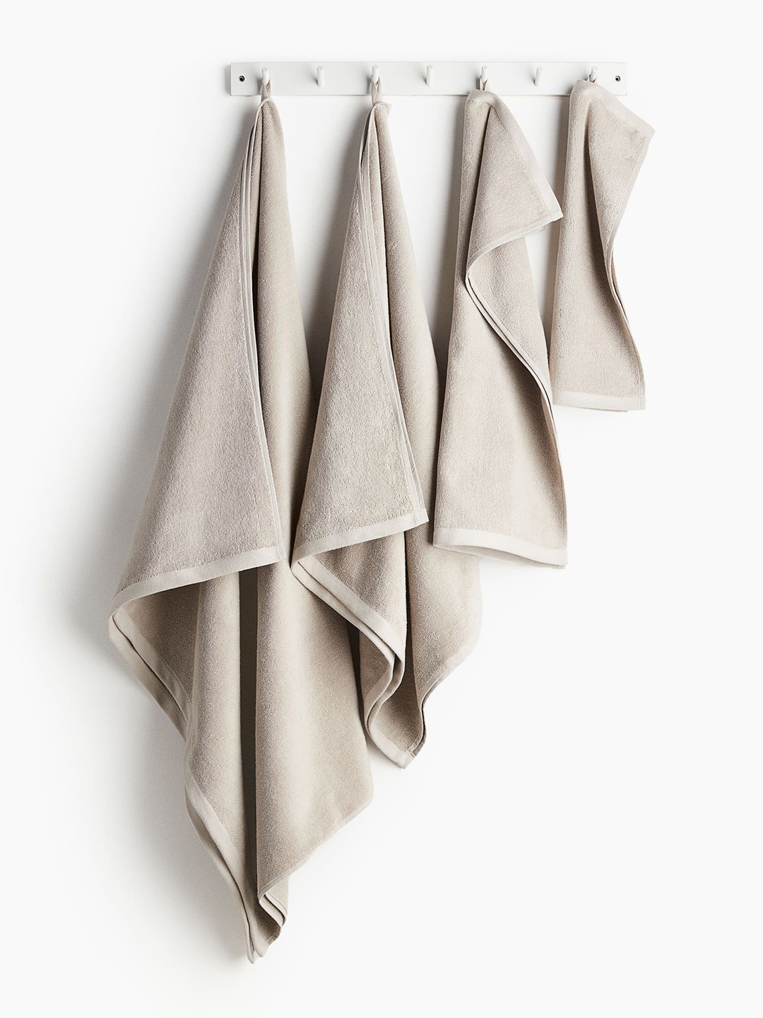 

H&M Beige Terry Bath Sheet