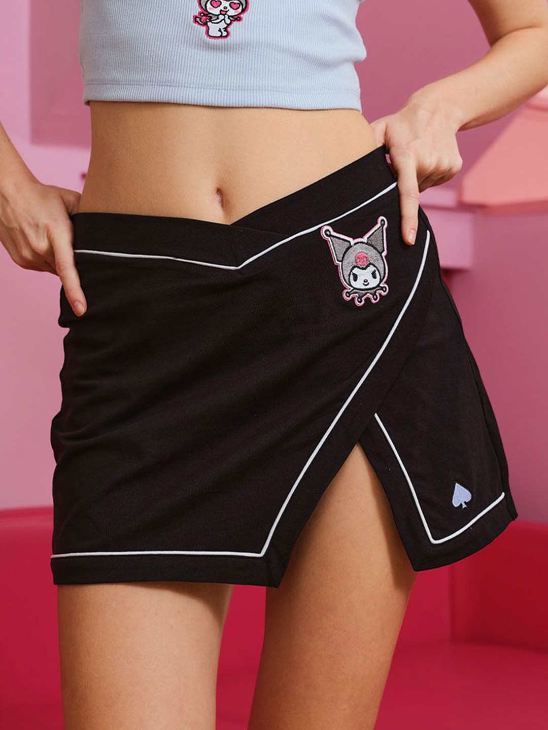 

Bonkers Corner Asymmetric Mini Skirts, Black
