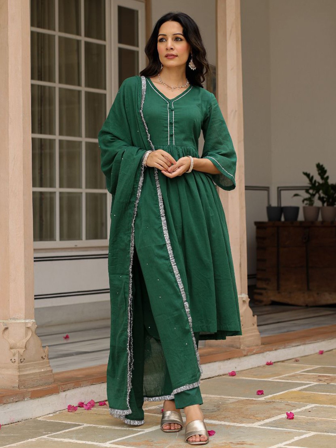 

PHEETA Women Regular Kurta with Trousers & With Dupatta, Green