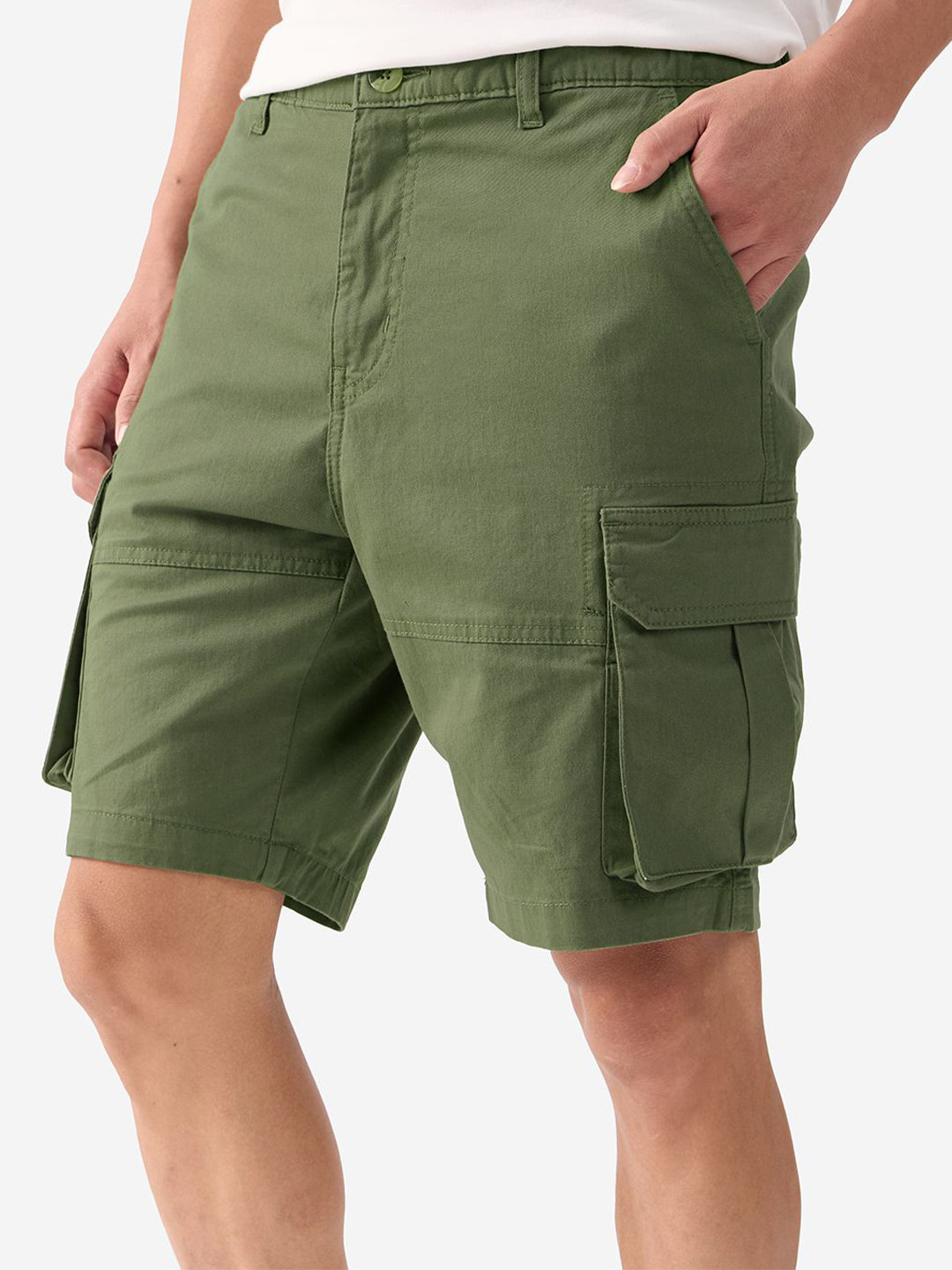 

The Souled Store Men Cargo Shorts, Green