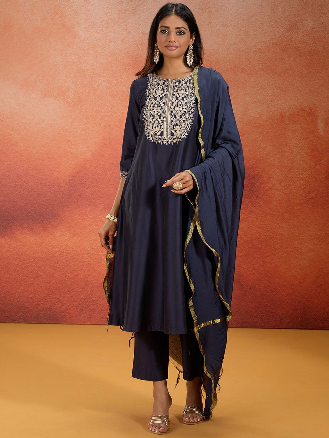 

Likha Women Ethnic Motifs Yoke Design Regular Thread Work Kurta with Pyjamas & With Dupatta, Blue