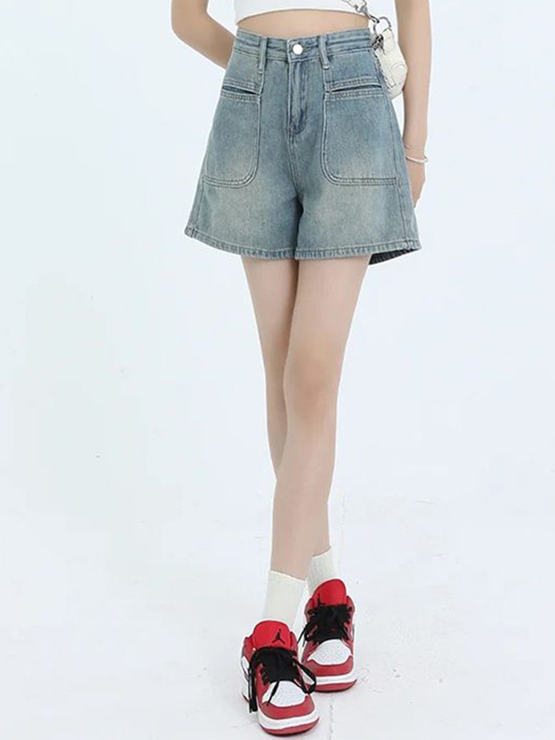 

StyleCast x Revolte Women Washed Denim Shorts Technology, Grey