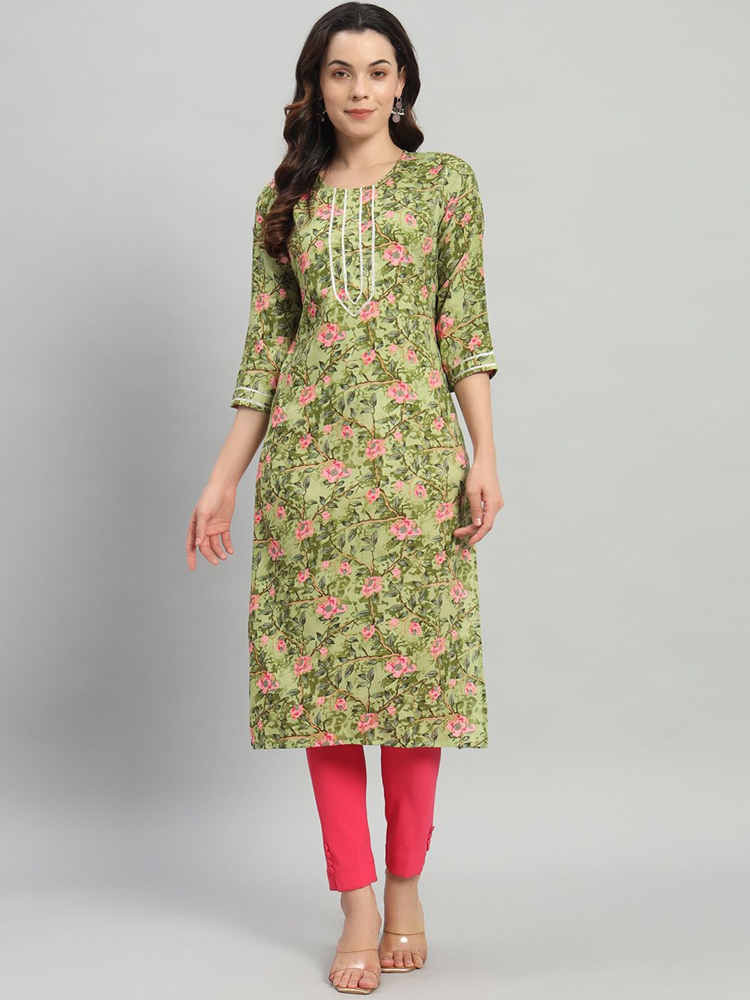 

ASHRU Women Floral Printed Keyhole Neck Flared Sleeves Sequinned Floral Kurta, Green