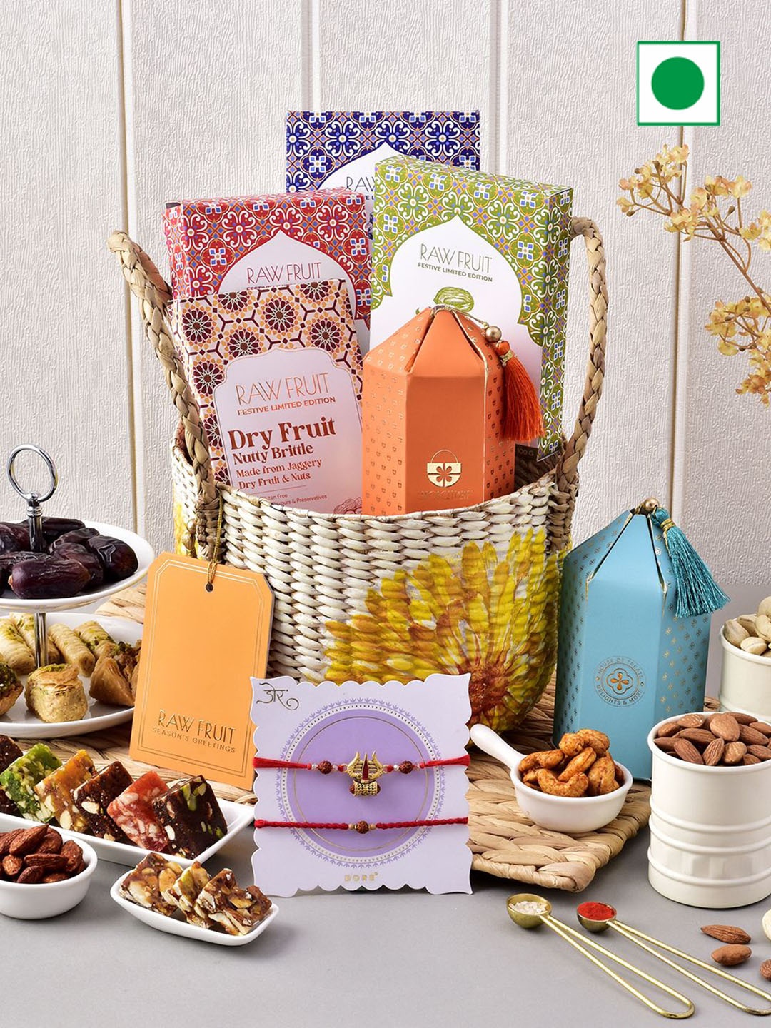 

Hyperfoods 10-Pcs Sweet & Chocolate Gift Basket, Red