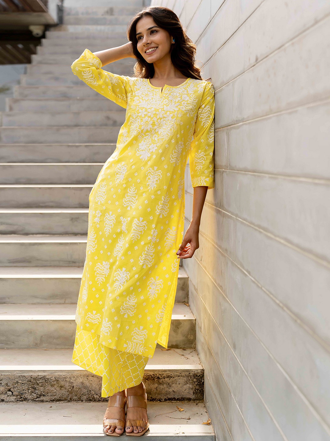 

MIRCHI FASHION Women Ethnic Motifs Embroidered Regular Chikankari Pure Cotton Kurta with Palazzos, Yellow