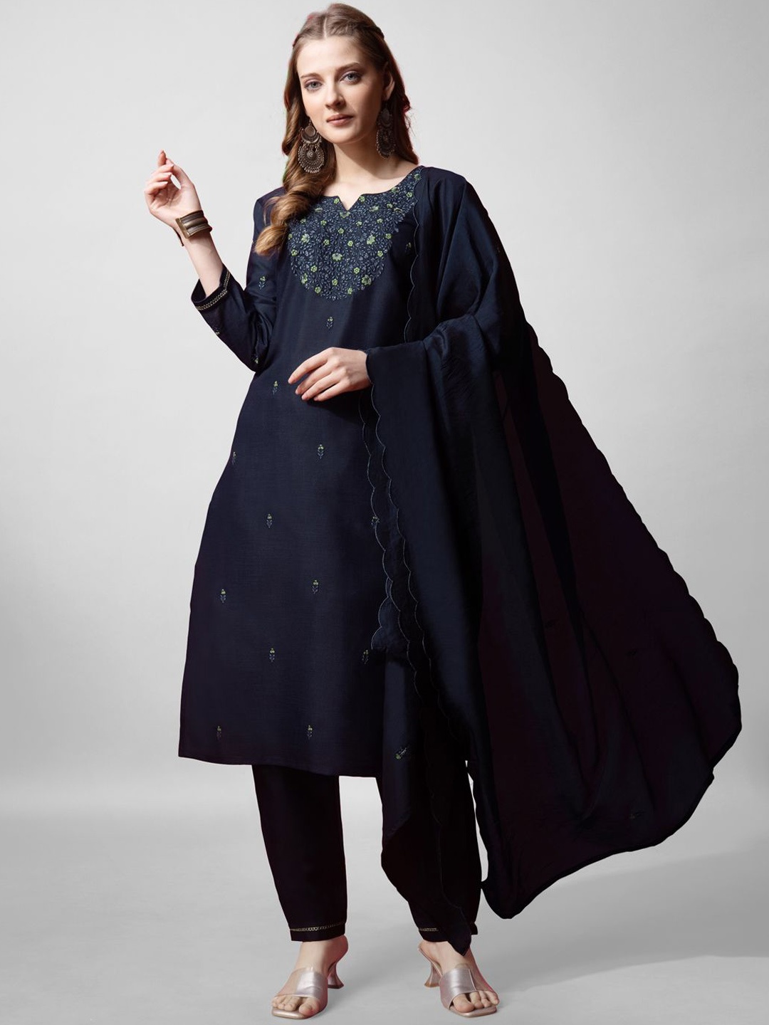 

Rujave Women Floral Embroidered Regular Sequinned Kurti with Trousers & With Dupatta, Navy blue