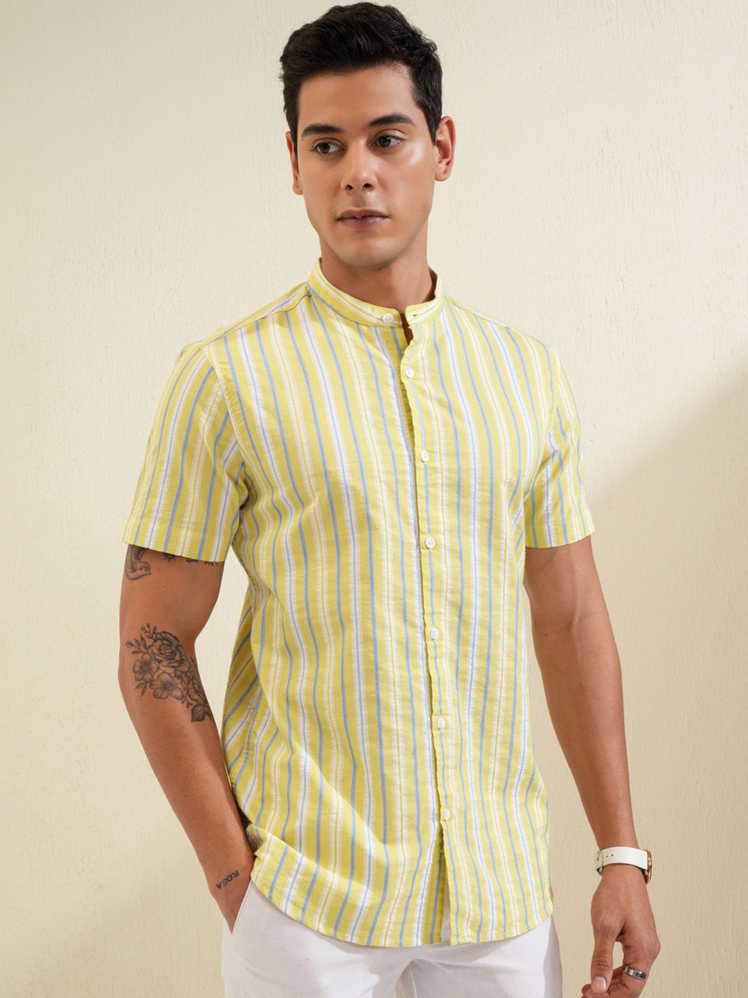 

LOCOMOTIVE Men Vertical Striped Mandarin Collar Casual Shirt, Mustard