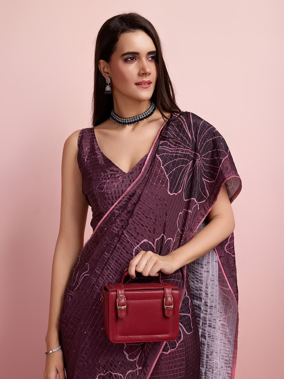 

Mitera Silk Blend Floral Embroidered Sequinned Festive Celebrity Saree, Burgundy