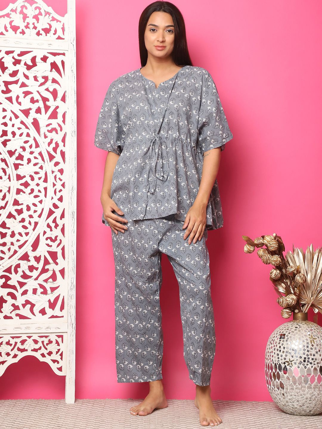

TAG 7 Women Printed Night suit, Grey
