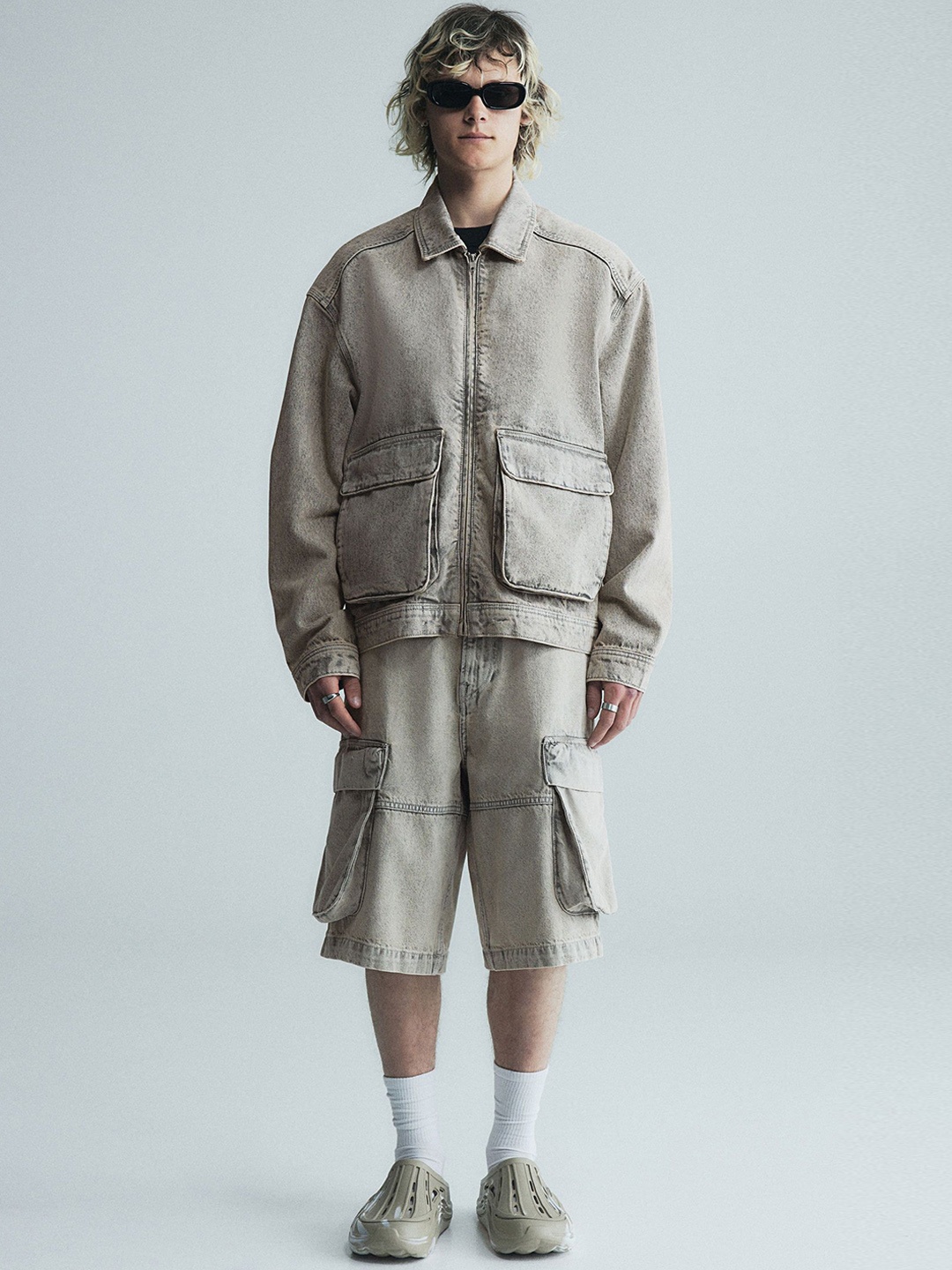 

H&M Loose Denim Cargo Shorts, Beige