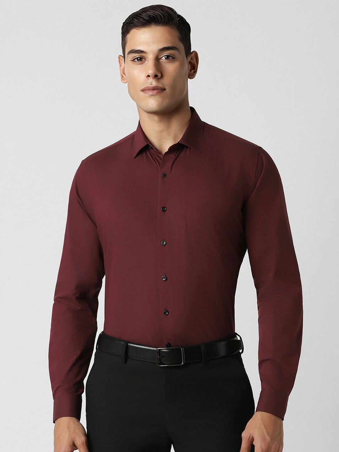

Van Heusen Men Spread Collar Solid Cotton Slim Fit Formal Shirt, Maroon