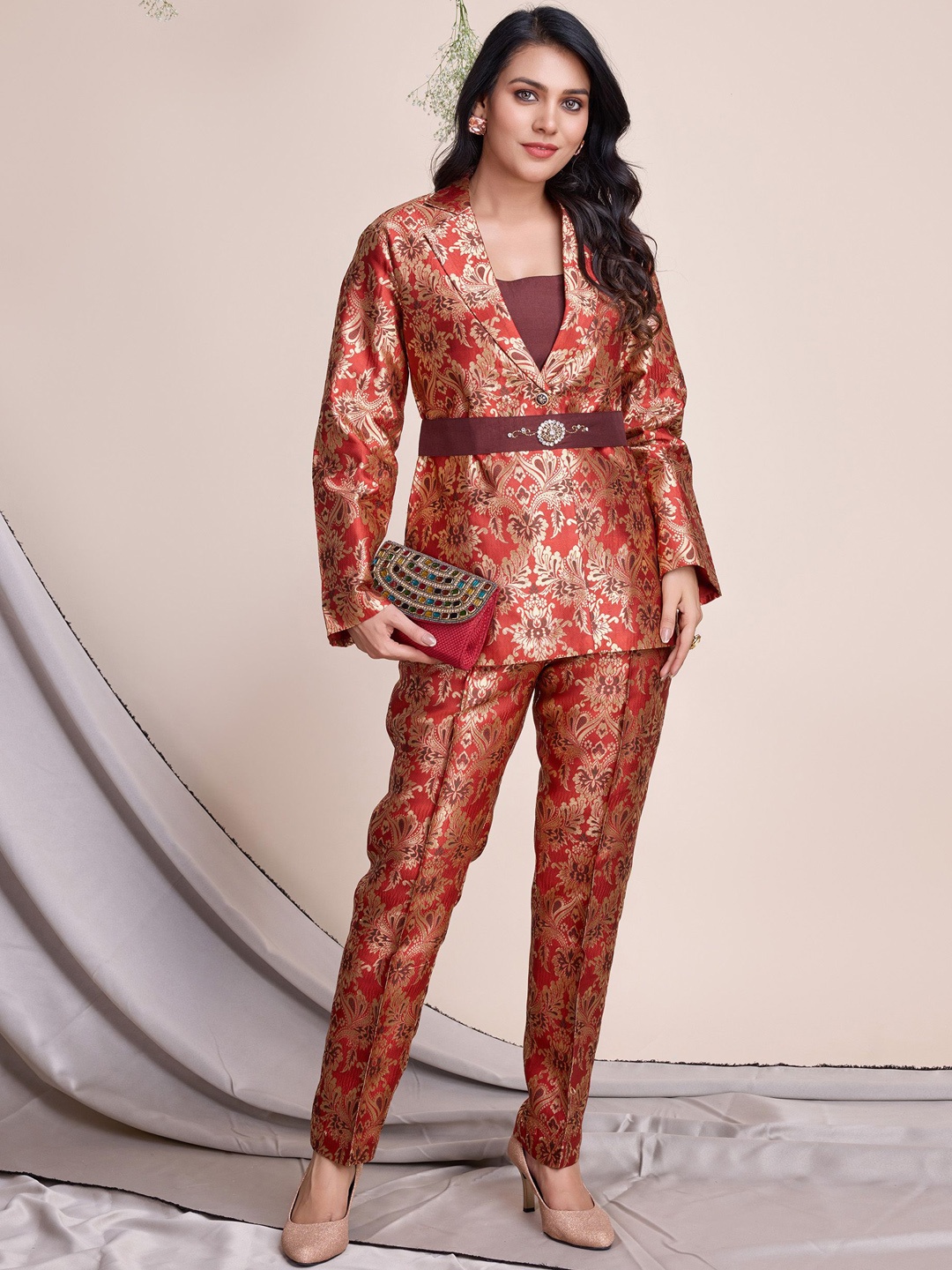 

MOJILAA 4-Piece Woven-Design Co-Ords, Orange