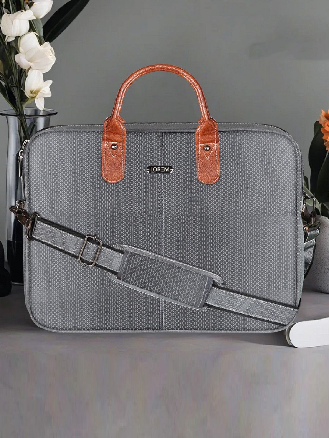 

LOREM Men Textured Laptop Messenger Bag, Grey