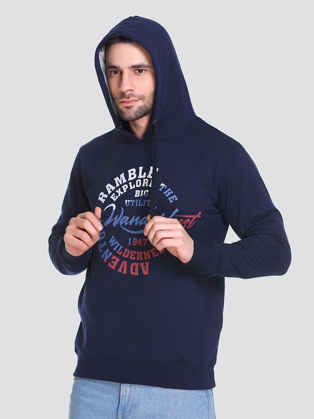 

Tuckinn Men Typography Printed Hooded Sweatshirt, Navy blue