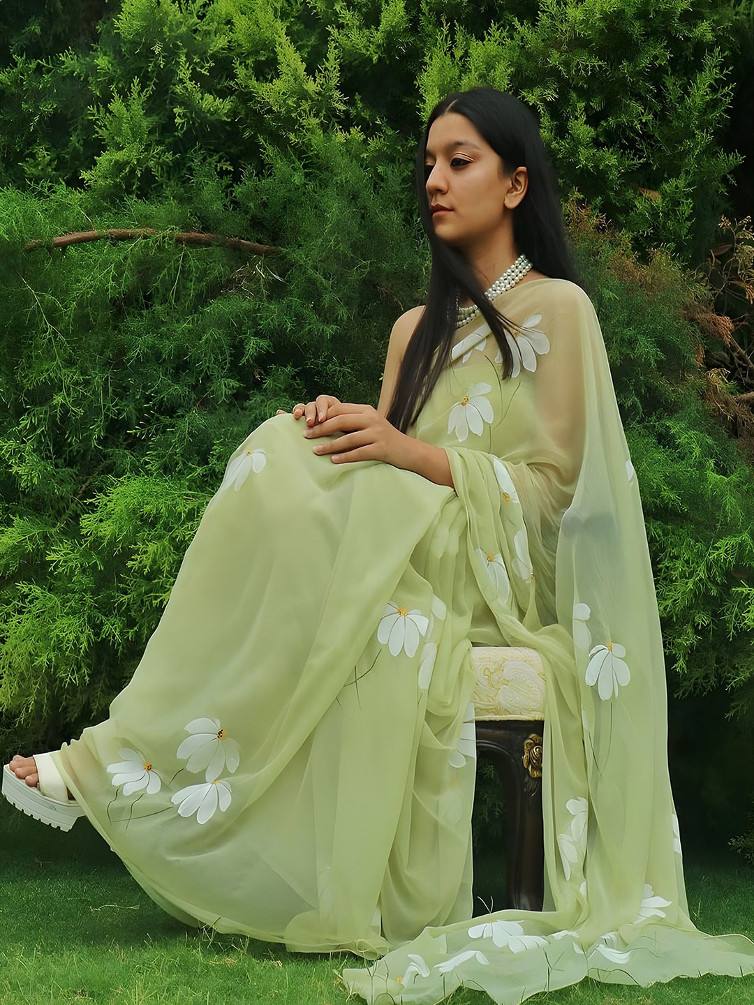 

Anouk Floral Organza Saree, Lime green
