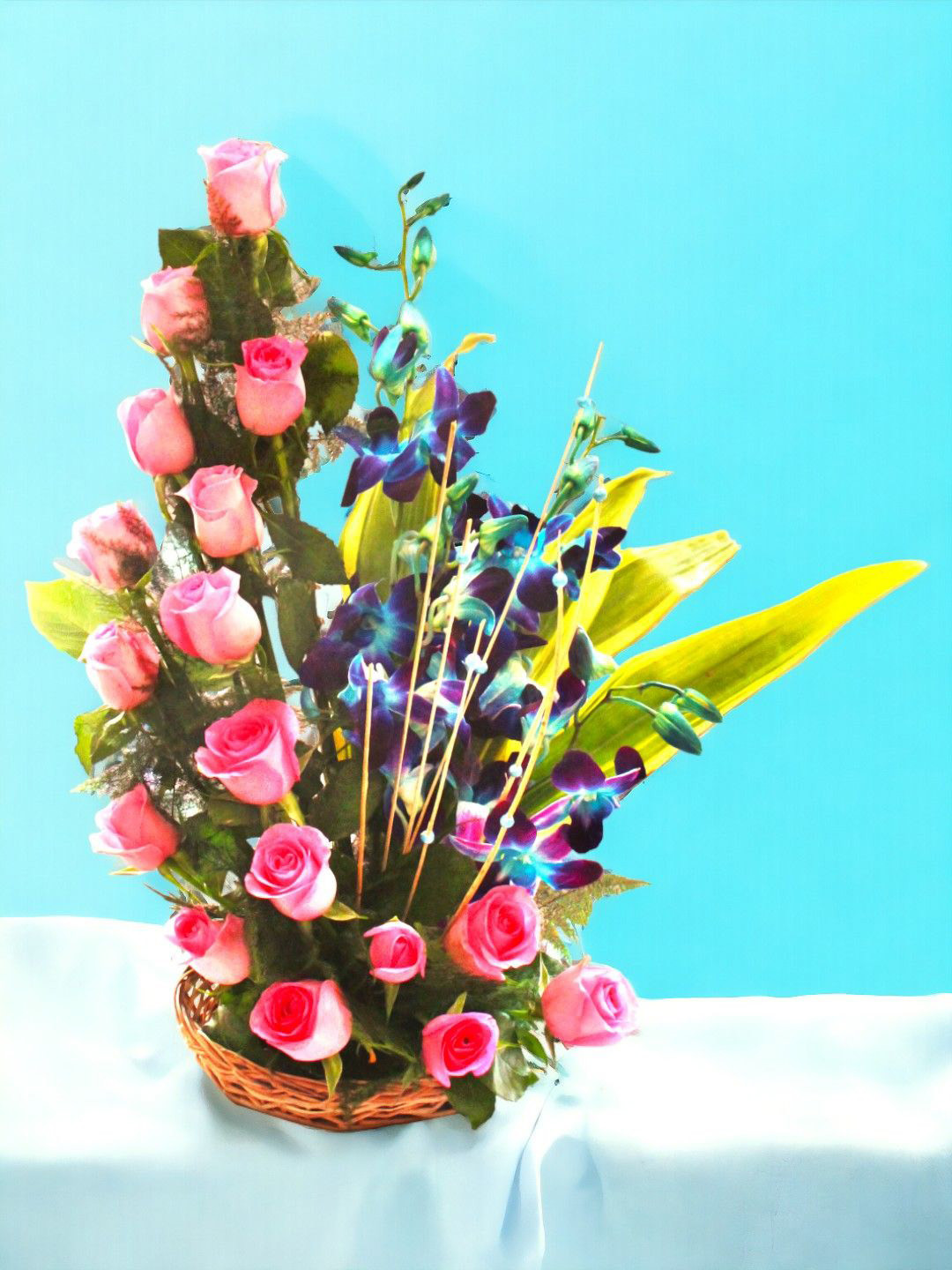 

bettergiftflowers 18 Pink Roses & Orchids Fresh Flowers Basket