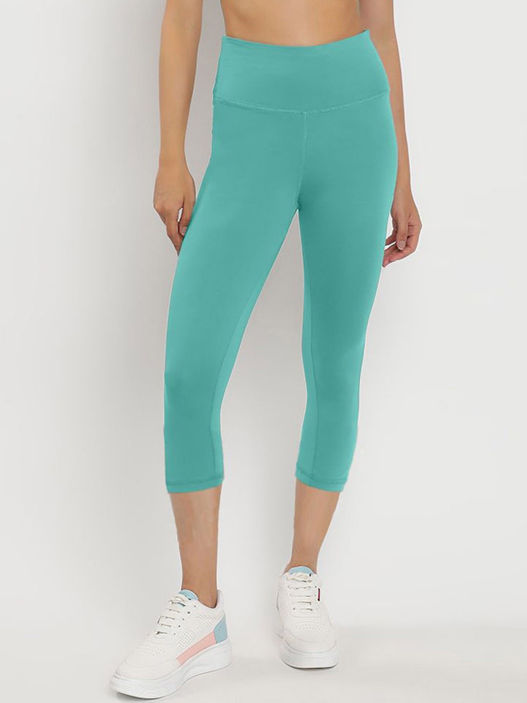 

Wearjukebox Women Dry-Fit Cropped Gym Tights, Blue