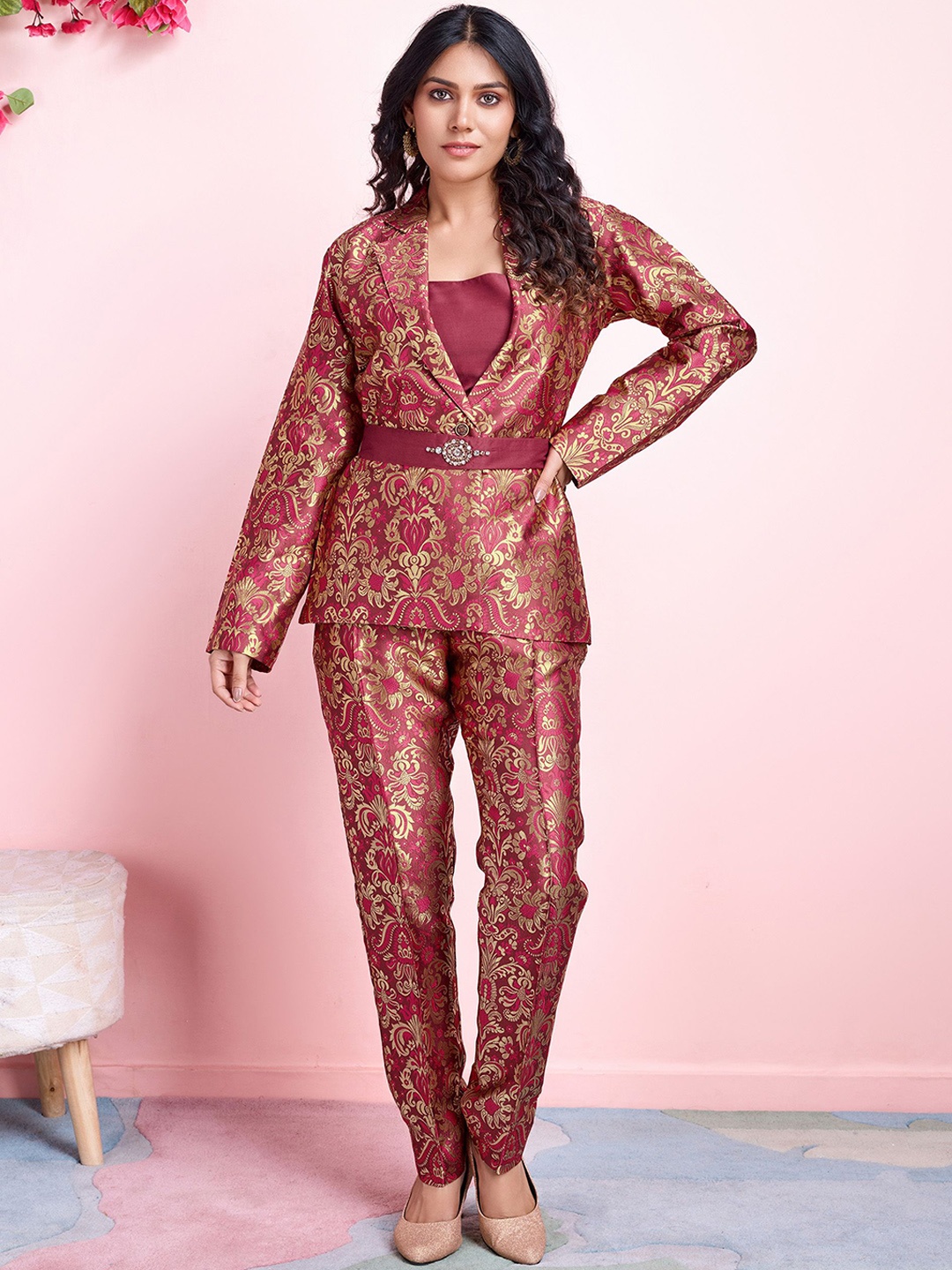 

MOJILAA 4-Piece Woven-Design Co-Ords, Rust