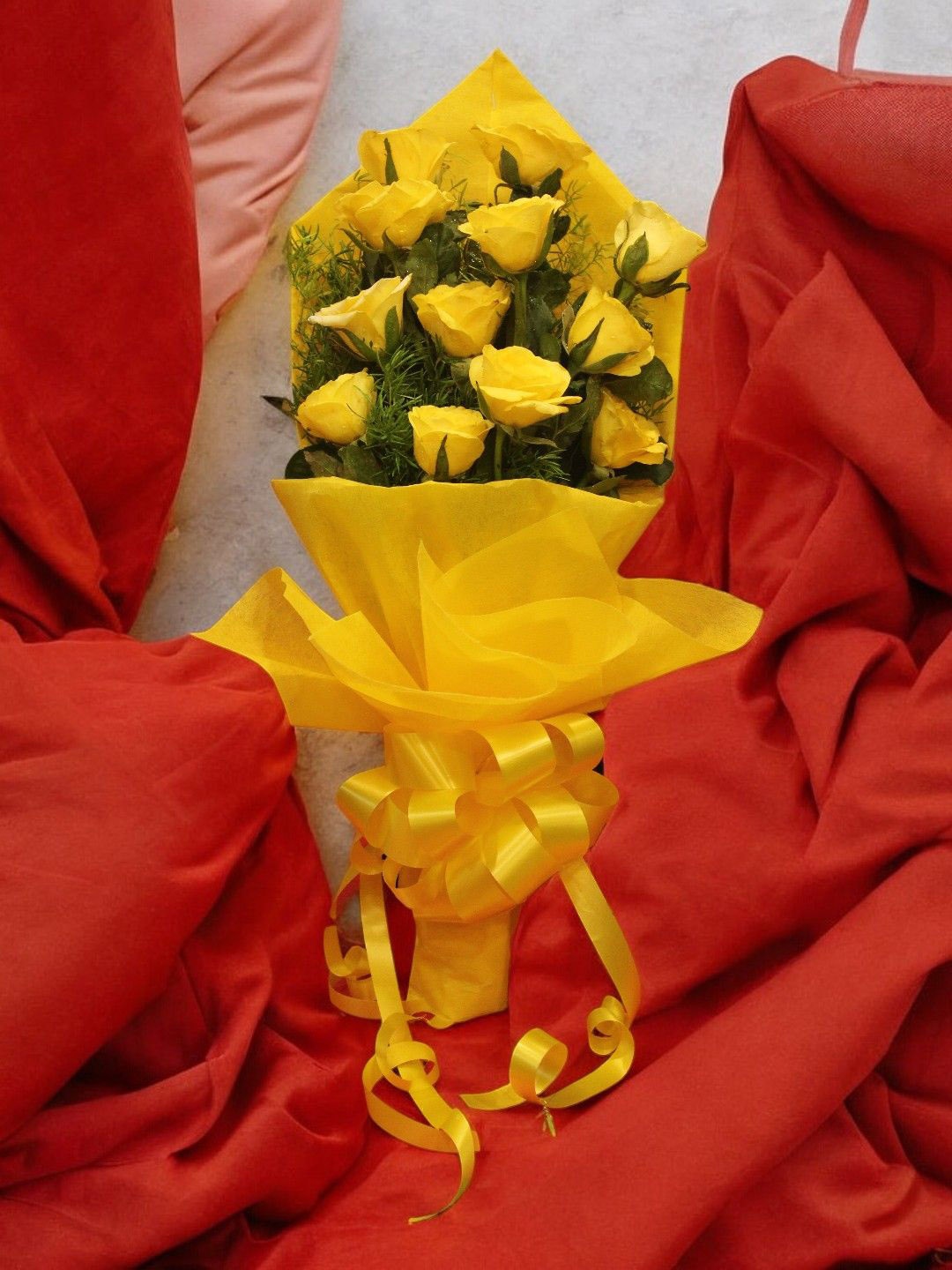 

bettergiftflowers 12-Pcs Yellow Roses Fresh Flowers Bouquet