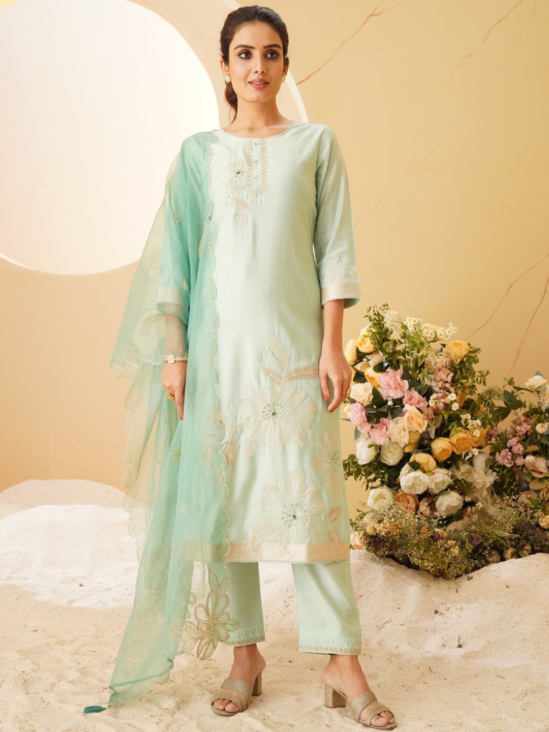 

AUTUMN LANE Women Regular Kurta with Pyjamas, Green