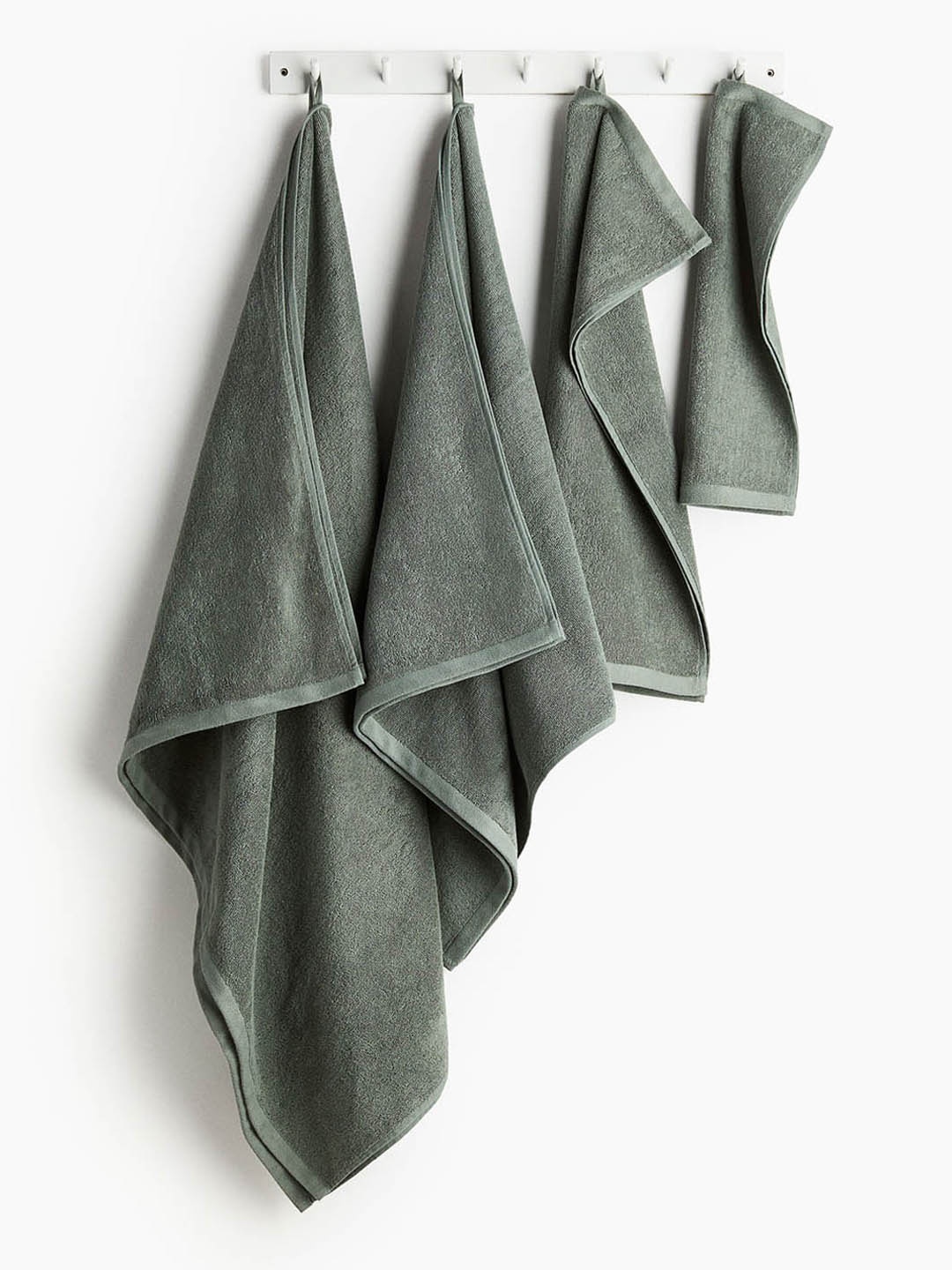 

H&M Green Terry Guest Towel