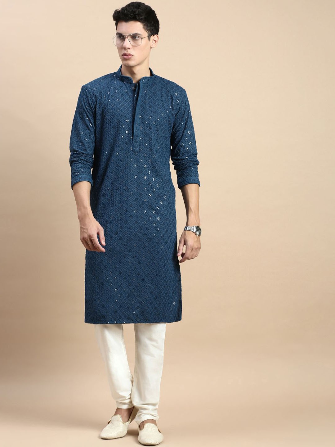 

Rishika Men Ethnic Motifs Embroidered Regular Sequinned Pure Cotton Kurta with Pyjamas, Blue