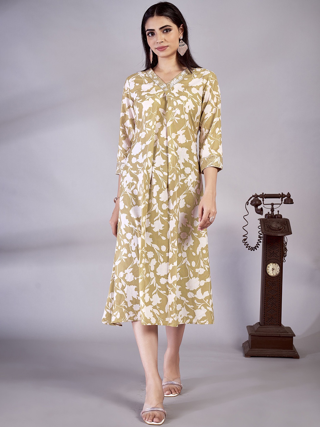 

IWUMAN Floral Printed V-Neck A-Line Midi Ethnic Dress, Olive