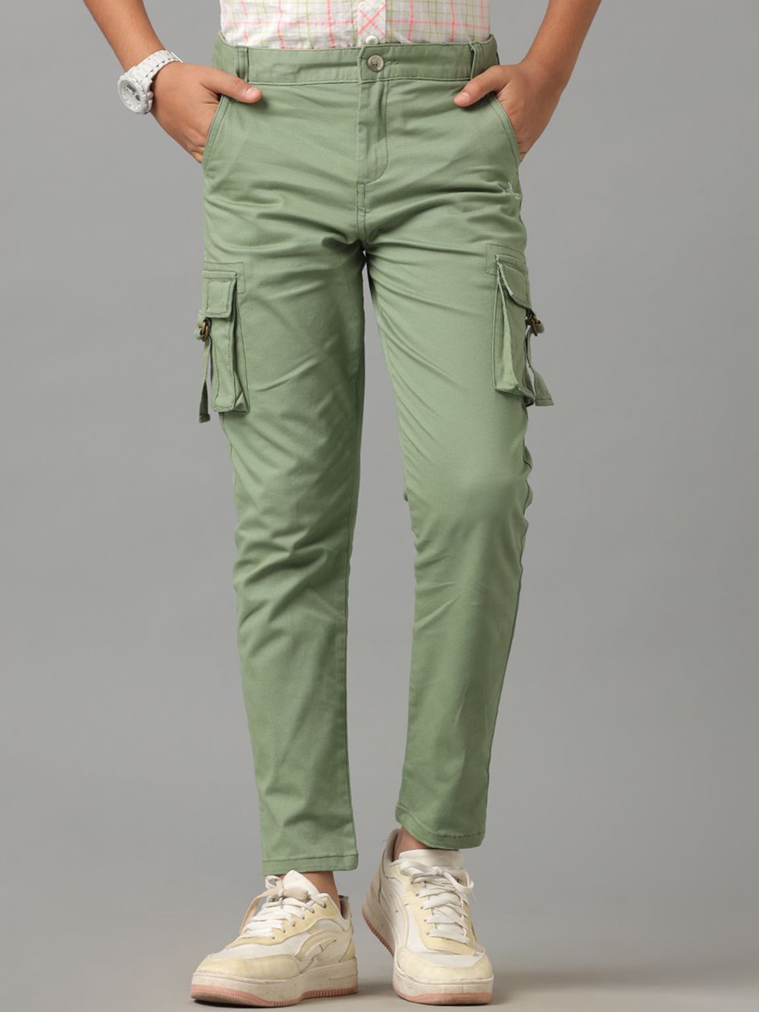 

UNDER FOURTEEN ONLY Boys Cargos Trousers, Green