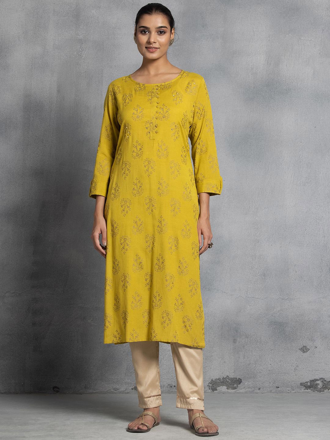 

Rang by Indya Ethnic Motifs Printed Roll-Up Sleeves Mirror Work Pure Cotton Straight Kurta, Yellow