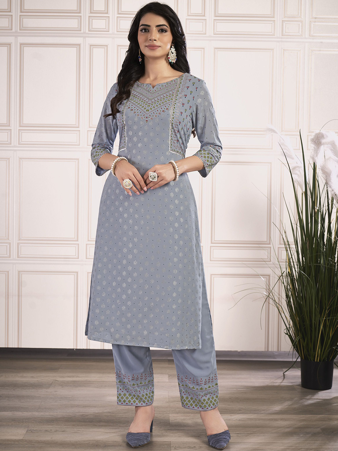 

IWUMAN Women Floral Printed Regular Kurta with Palazzos, Grey