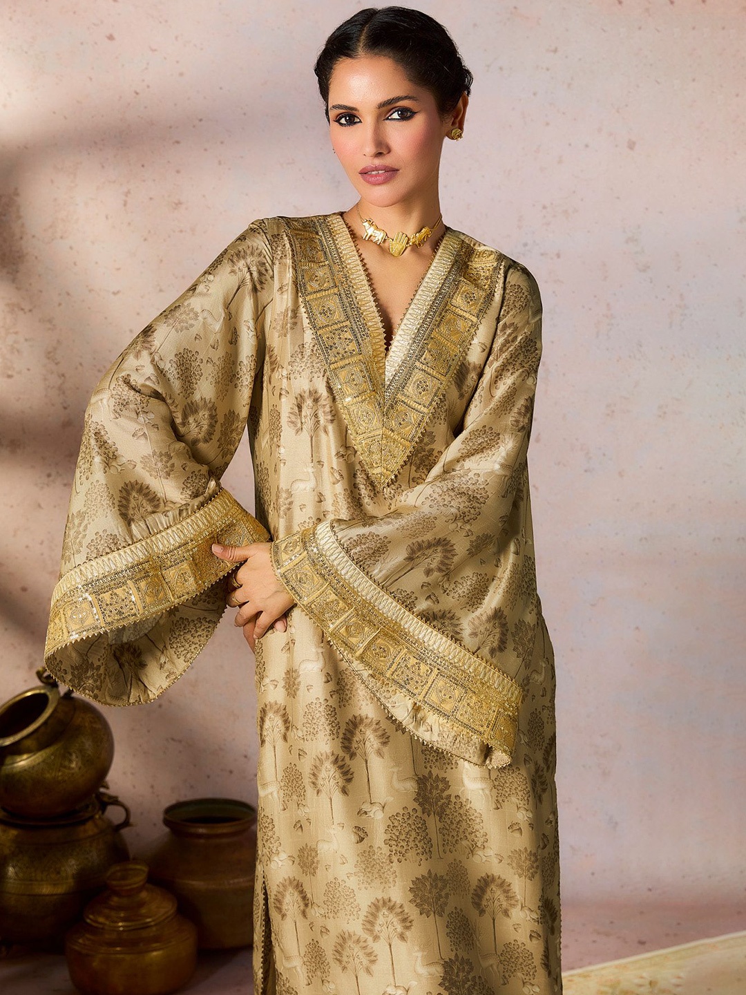 

Masaba Embellished Kurta With Trouser Set, Beige