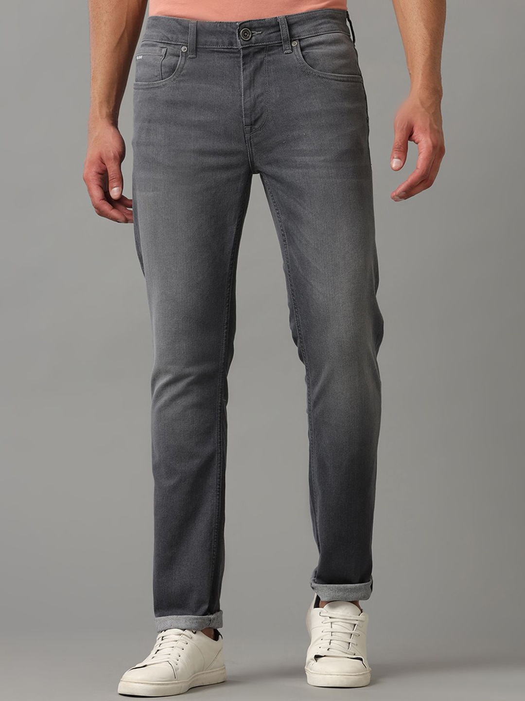 

Voi Jeans Men Comfort Slim Fit Light Fade Stretchable Jeans, Grey