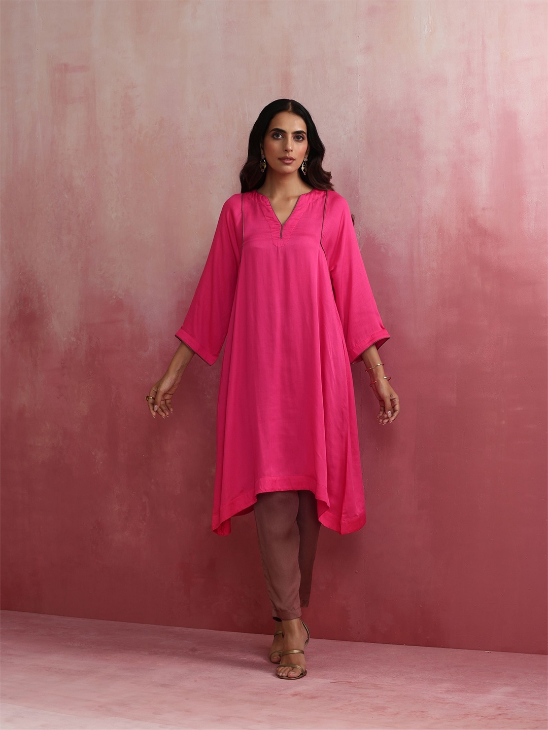 

trueBrowns A-Line Kurta With Trouser, Pink