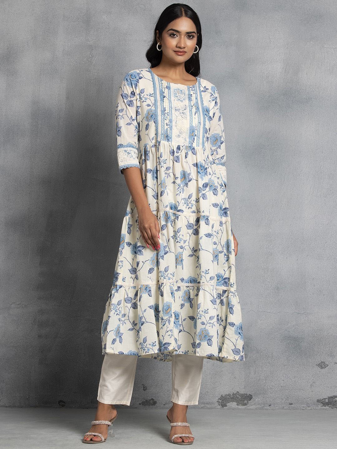 

Rang by Indya Floral Printed Thread Work Empire Pure Cotton A-Line Kurta, White