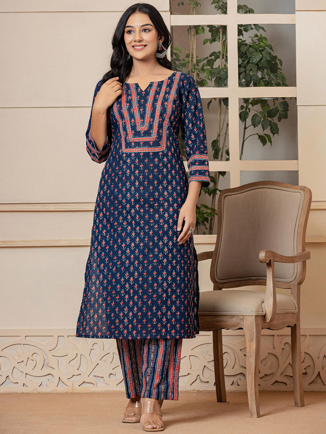 

Rouhab Ethnic Motifs Printed Notch Neck Pure Cotton Straight Kurta with Trousers, Violet