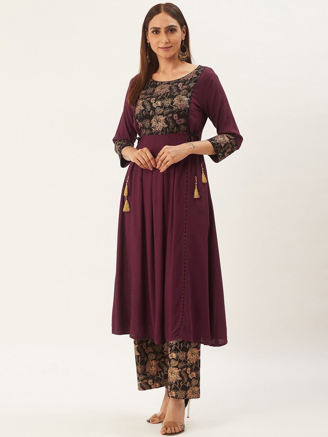 

Anouk Women Floral Printed Regular Kurta with Palazzos, Burgundy
